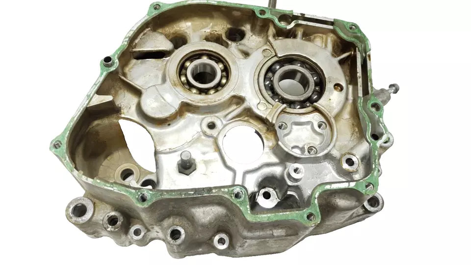 Carter moteur central D Honda CM 125 Custom 1986 Réf : 11100-KC2-000