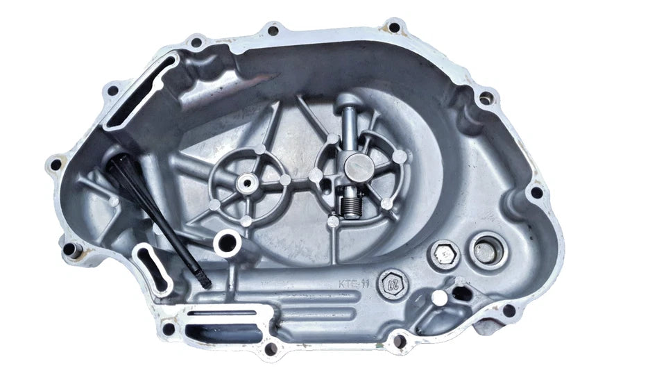 Carter d'embrayage Honda CBF 125 2010 Réf : 11330-KWF-940
