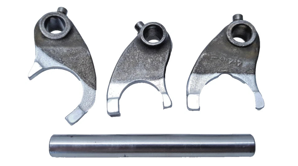 Fourchettes de boite de vitesse Honda CLR 125 CityFly 2001 Réf : 24211-446-650