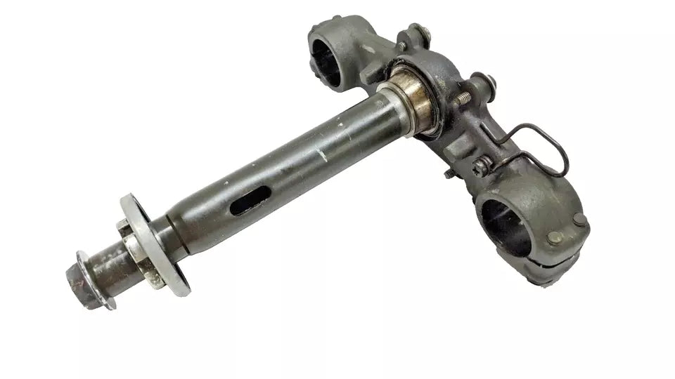 Té de fourche inférieur Yamaha DT125LC 1987 n°7 Réf : 53V-23340-00-90