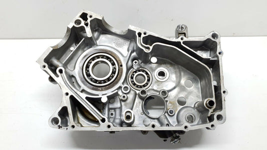 Carter moteur central droit Hyosung Comet GT 125 2006 Right engine cranckase