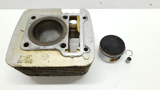 Cylindre et piston 54mm Yamaha YBR 125 2005 Réf : 5VL-E1310-00-00 Cylinder