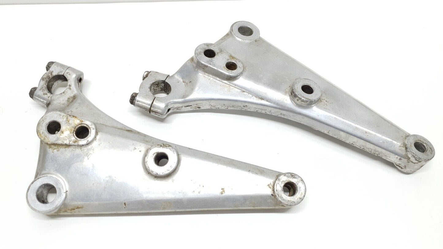 Support de reposes pieds Honda CB125T 1978 N°2 Réf : 50610-399-000 Footrest