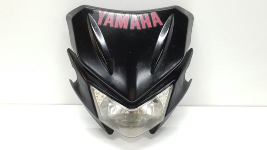 Plaque phare Yamaha montée sur Yamaha DT125LC 1987 n°6 Front light