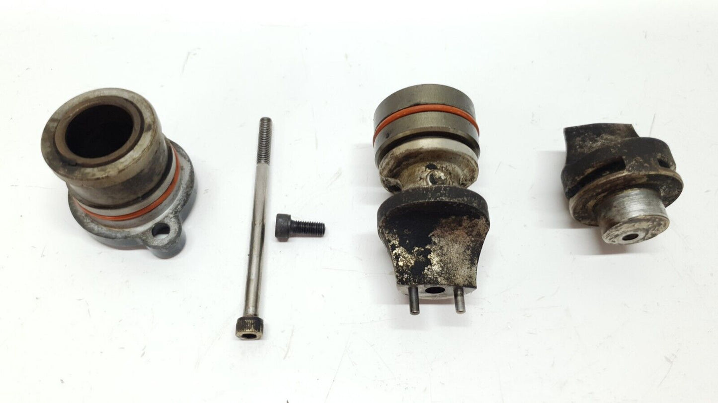 Valve Yamaha DT125LC 1987 n°9 Réf : 3NC-E131A-00-00