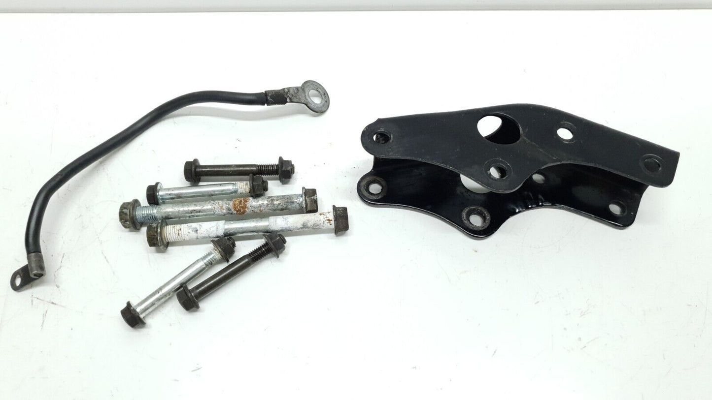 Supports moteur Honda CM 125 Custom 1985 Réf : 50351-KB4-000ZA Engine Suport