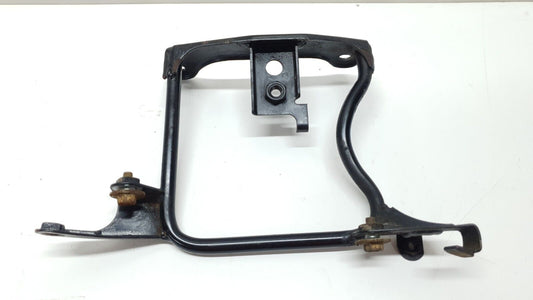 Support gauche Honda MTX-R 125 1987 n°2 Réf : 19045-KS3-900 Right bracket