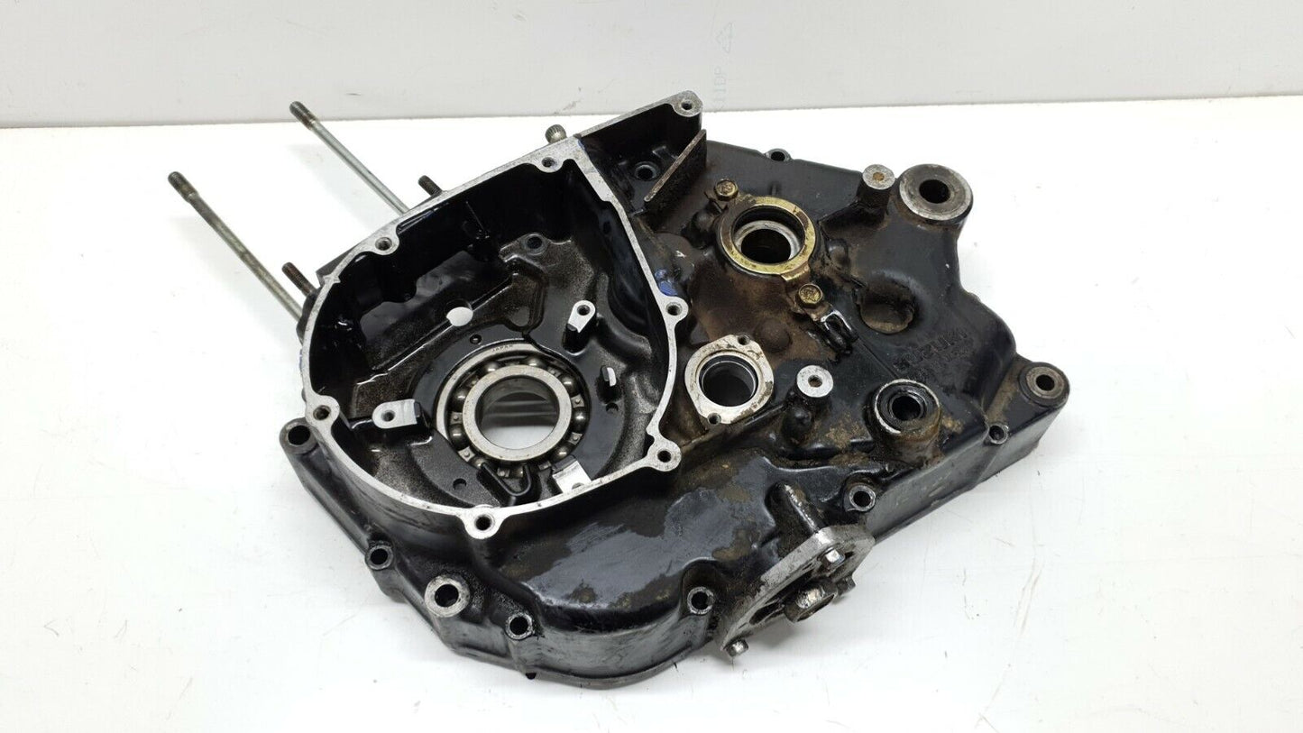 Carter moteur central gauche Suzuki 125 DR 1985 N°2 Réf : 11300-42A00-000 Left