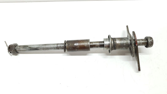 Axe de roue arrière Yamaha DT125LC 1987 n°12 Réf 37F-25381-00-00 Rear wheel axle