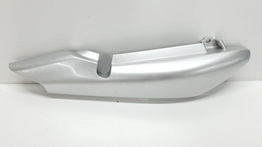 Carénage arrière droit Yamaha YBR 125 2007 Réf 5VL-F472K-00-P1 Rear right cover