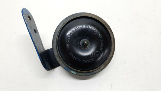 Klaxon / Avertisseur sonore Suzuki 125 DR 1985 Réf : 38500-42A01-000 Horn