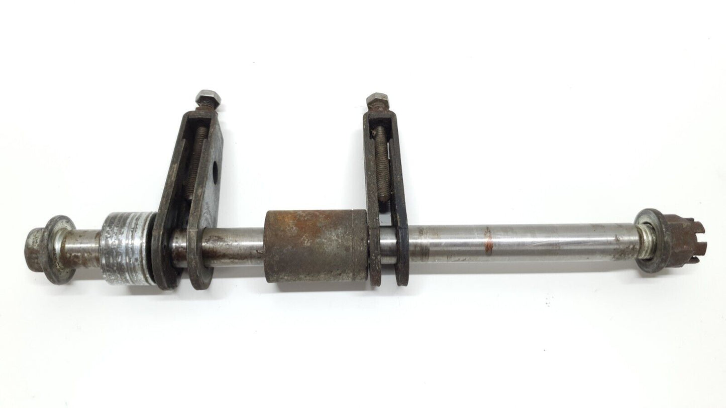 Axe de roue arrière Honda CB125T 1978 N°2 Réf : 42301-304-972 Rear wheel axle