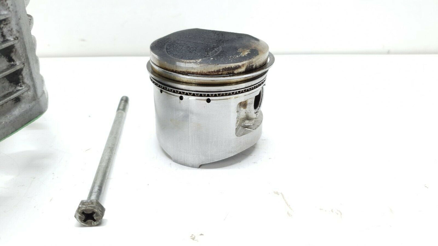 Cylindre & piston 57mm Honda 125 XLS 1980 Réf : 12100-383-030 Cylinder