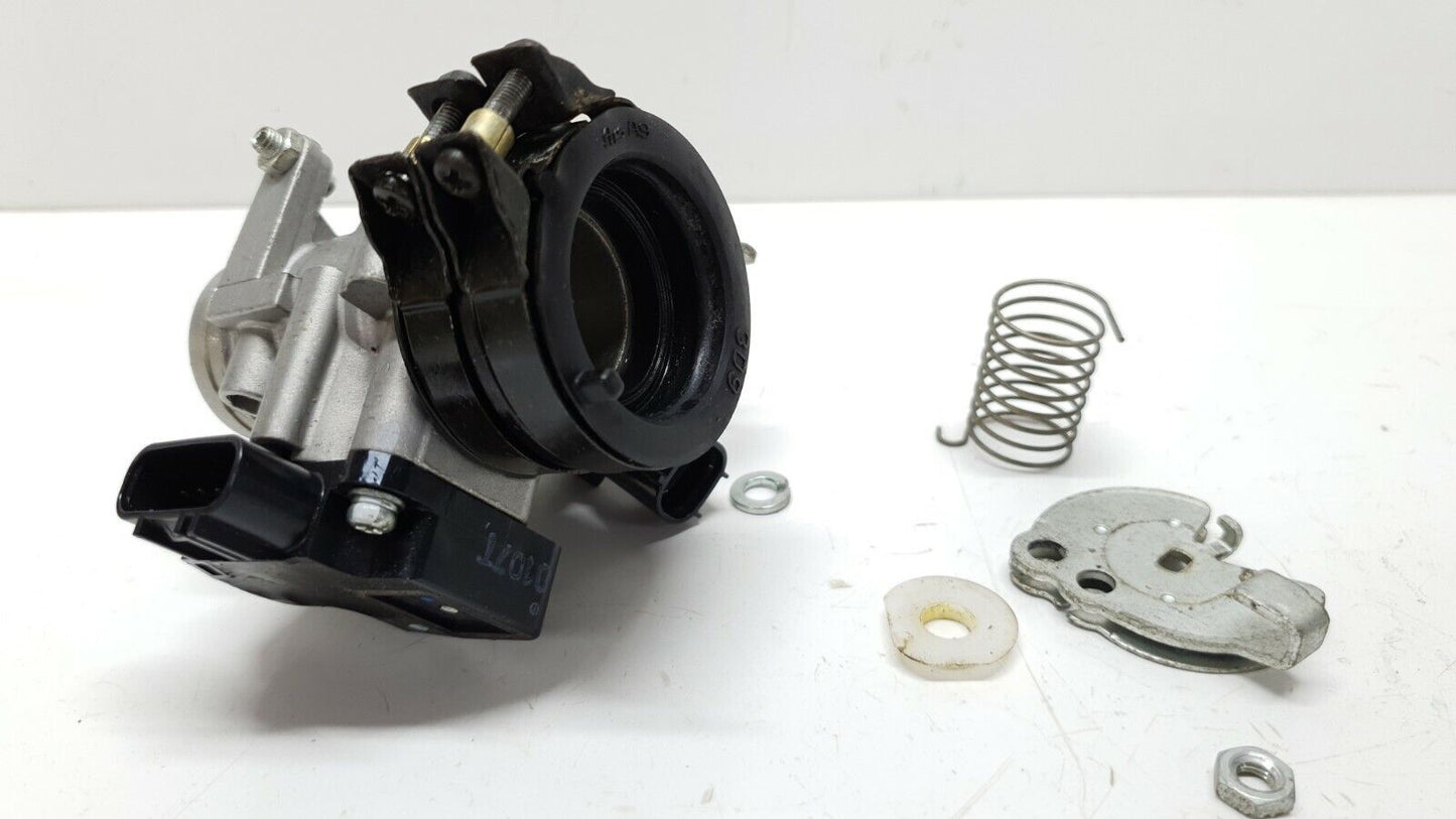 Carter d'accélérateur Yamaha YBR 125 2010 Réf : 51D-13750-00 Carburetor