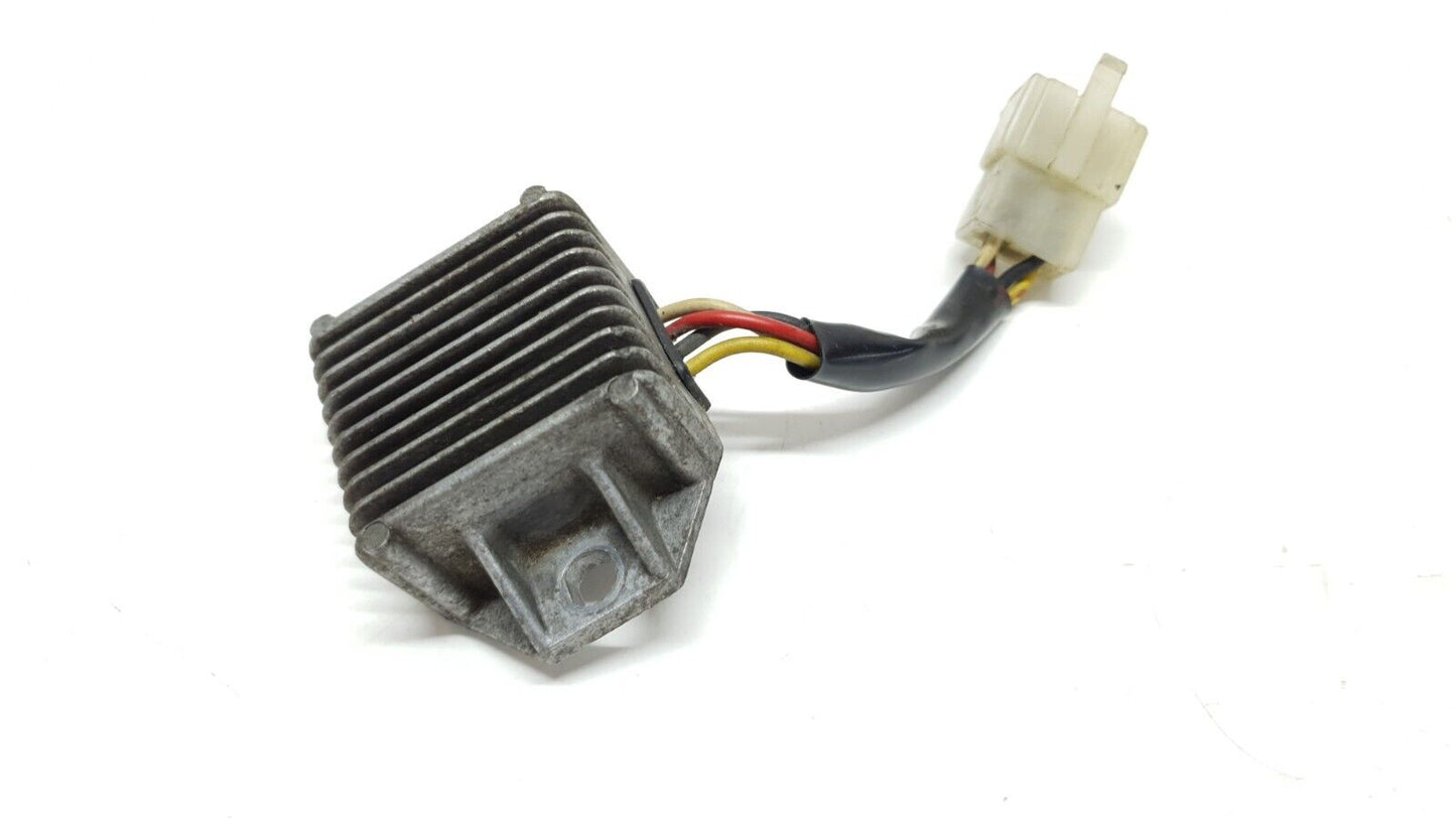 Régulateur de tension Yamaha DT125LC 1987 n°12 Réf 34X-81960-90-00 Voltage regul