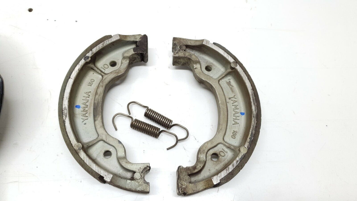 Flasque de frein arrière Yamaha YBR 125 2006 Réf : 3FA-W253A-00 Rear brake