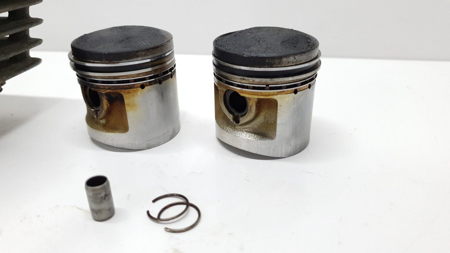 Cylindre & pistons 44mm Honda CB 125 Twin 1980 Réf : 12100-399-000 Cylinder