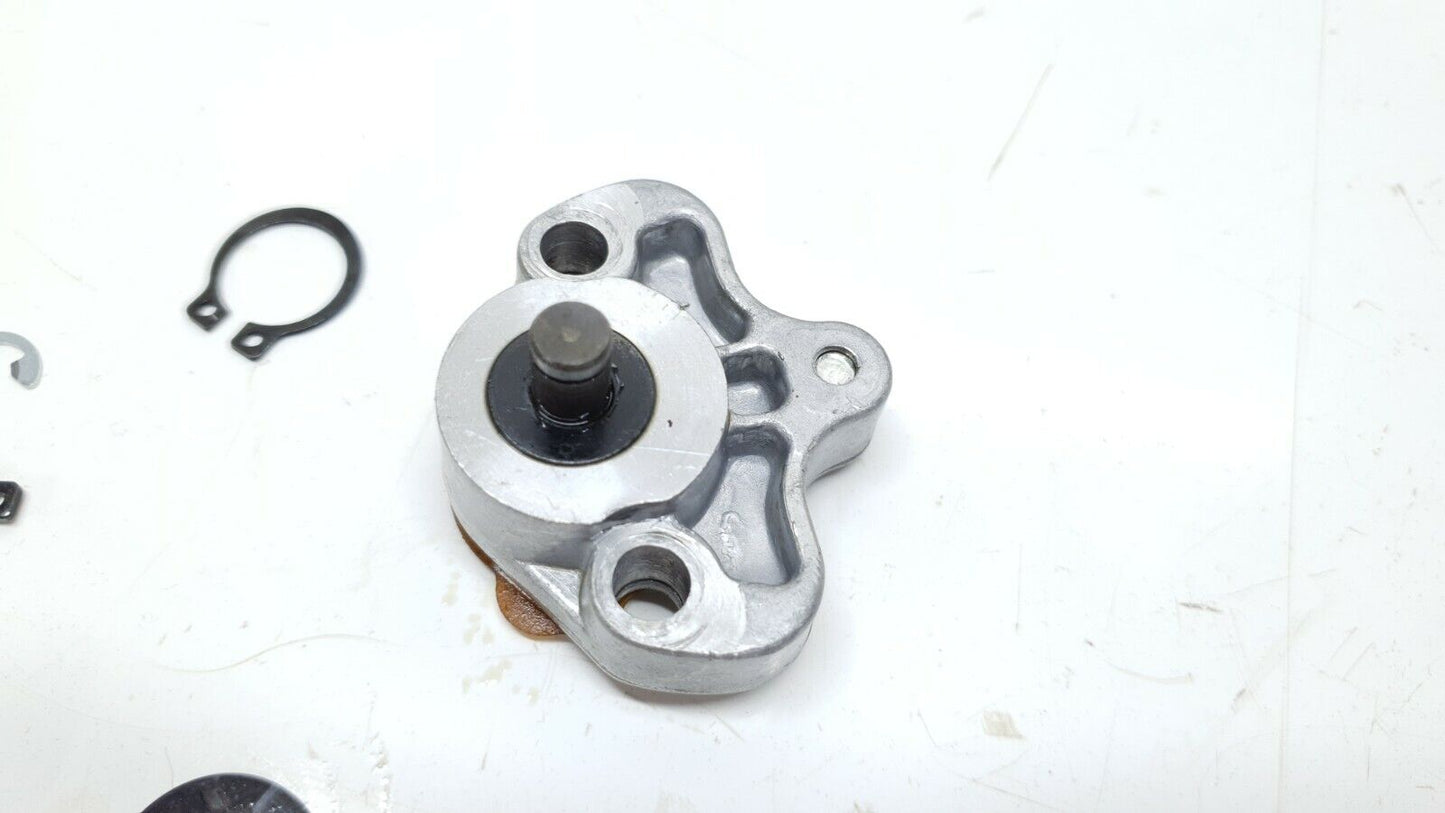 Pompe à huile complète Yamaha YBR 125 2010 Réf : 5VLE33000100 Oil pump