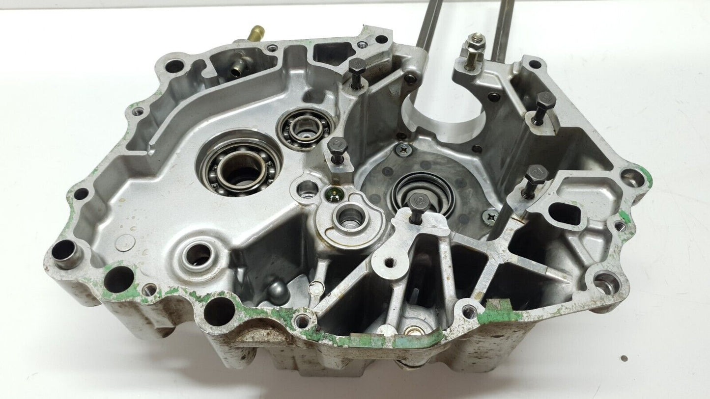 Carter moteur central gauche Honda CA 125 Rebel 1999 Réf : 11200-KC2-770