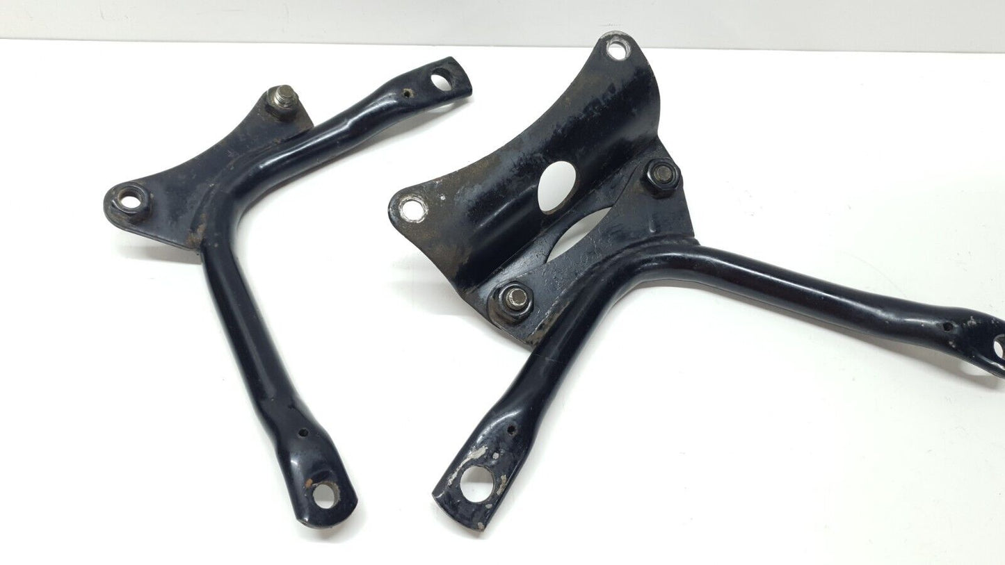 Supports reposes pieds arrière Honda CM125T 1978-1981 n°3 Réf : 50636-419-000ZA