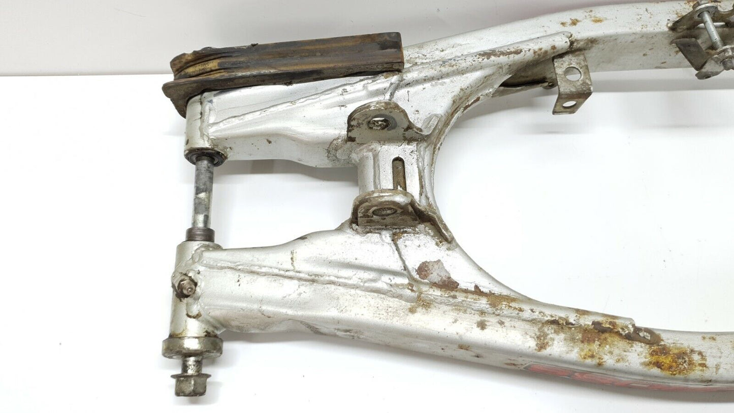 Bras oscillant Yamaha DT125LC 1986 N°2 Réf : 34Y-22110-00-35 Swingarm