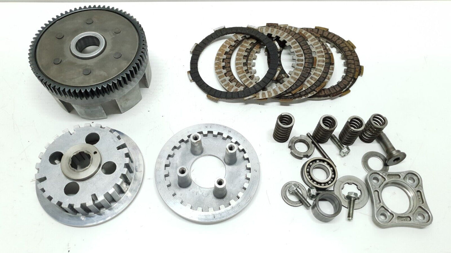 Embrayage complet Honda CM 125 Custom 1985 Réf : 22100-KB4-670 Clutch