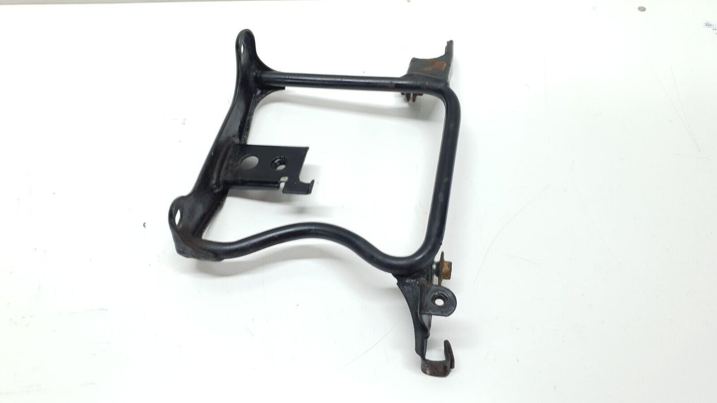 Support gauche Honda MTX-R 125 1987 n°2 Réf : 19045-KS3-900 Right bracket