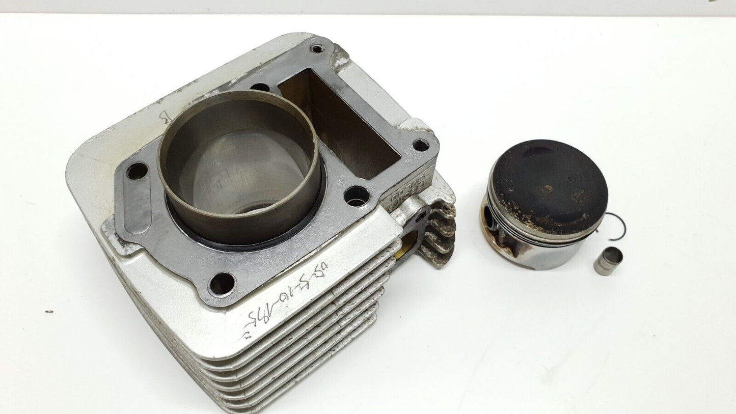 Cylindre et piston 54mm Yamaha YBR 125 2005 Réf : 5VL-E1310-00-00 Cylinder