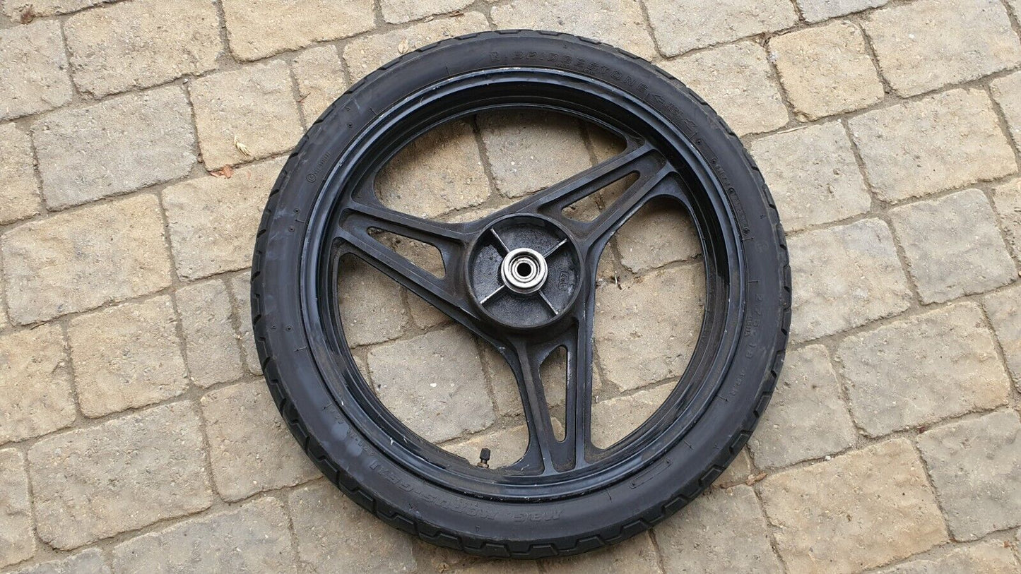 Roue arrière Yamaha YBR 125 2005 Réf : 4GU-F5338-10-33 Rear wheel