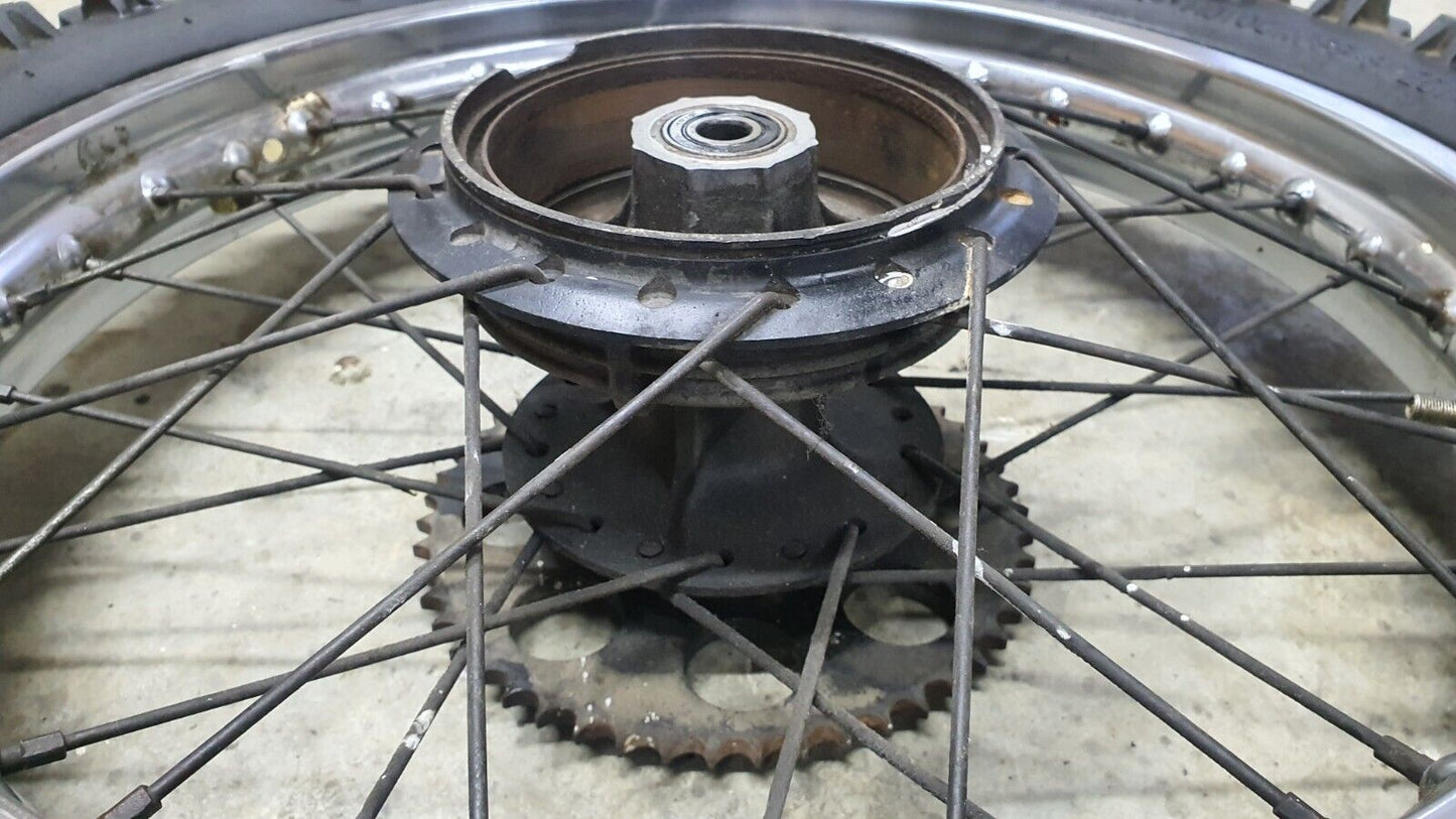 Roue arrière 1-2 Yamaha DT125LC 1987 n°10 Réf : 94418-18171-00 Rear wheel