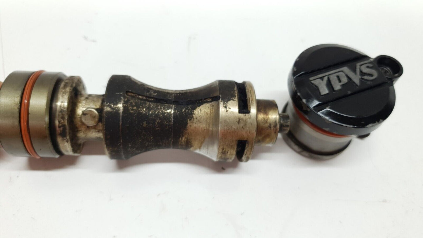 Valve Yamaha DT125LC 1987 n°9 Réf : 3NC-E131A-00-00