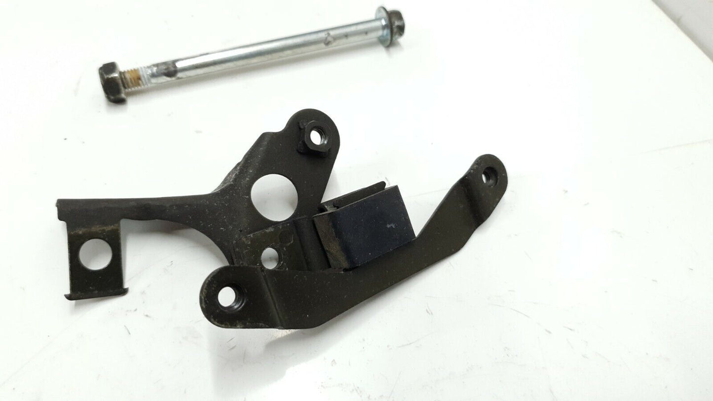 Supports moteur Yamaha DT125LC 1987 N°2 Engine Suport