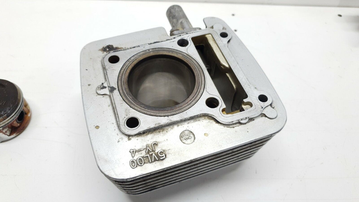 Cylindre et piston 54mm Yamaha YBR 125 2006 Réf : 5VLE13101000 Cylinder