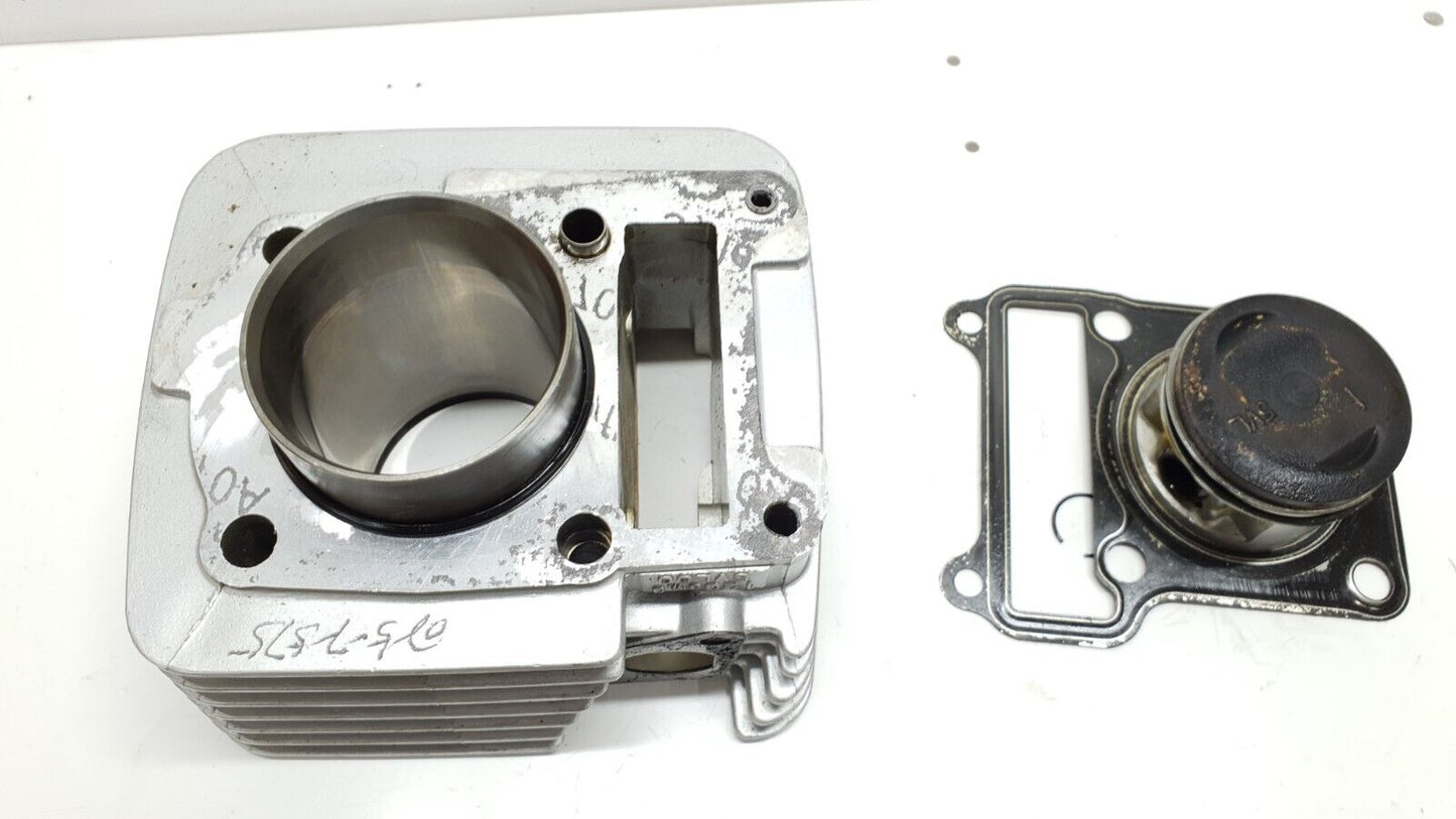 Cylindre & piston 54mm Yamaha YBR 125 2007 Réf : 5VL-E1310-00-00 Cylinder