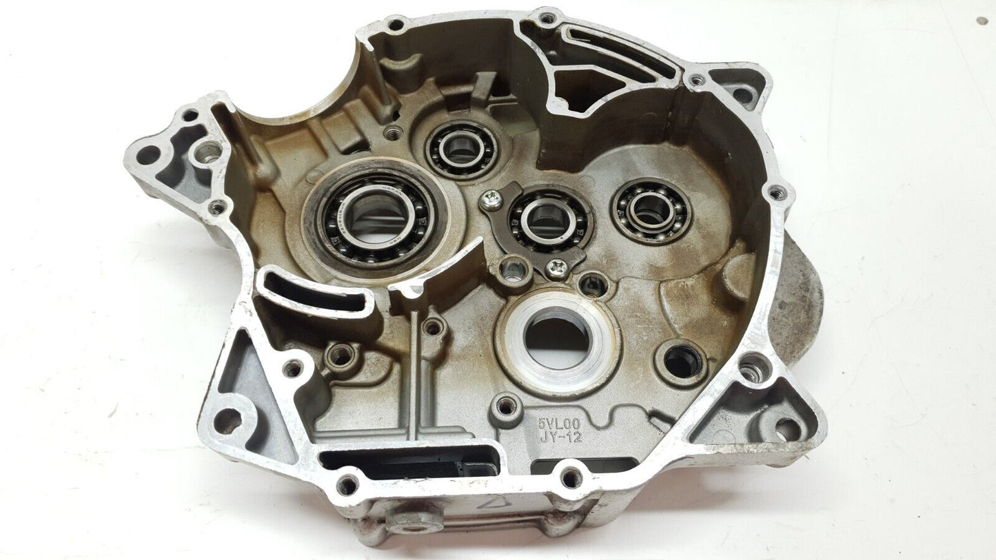 Carter moteur central droit Yamaha YBR 125 2009 Réf : 5VL-W1510-11 Right engine