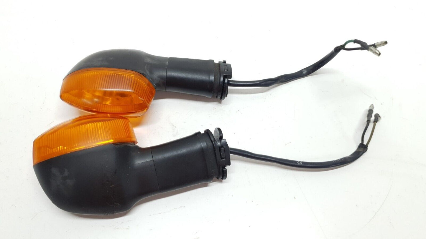 Clignotants avant Yamaha YBR 125 2009 Réf : 3D9-H3310-10 Turn signal