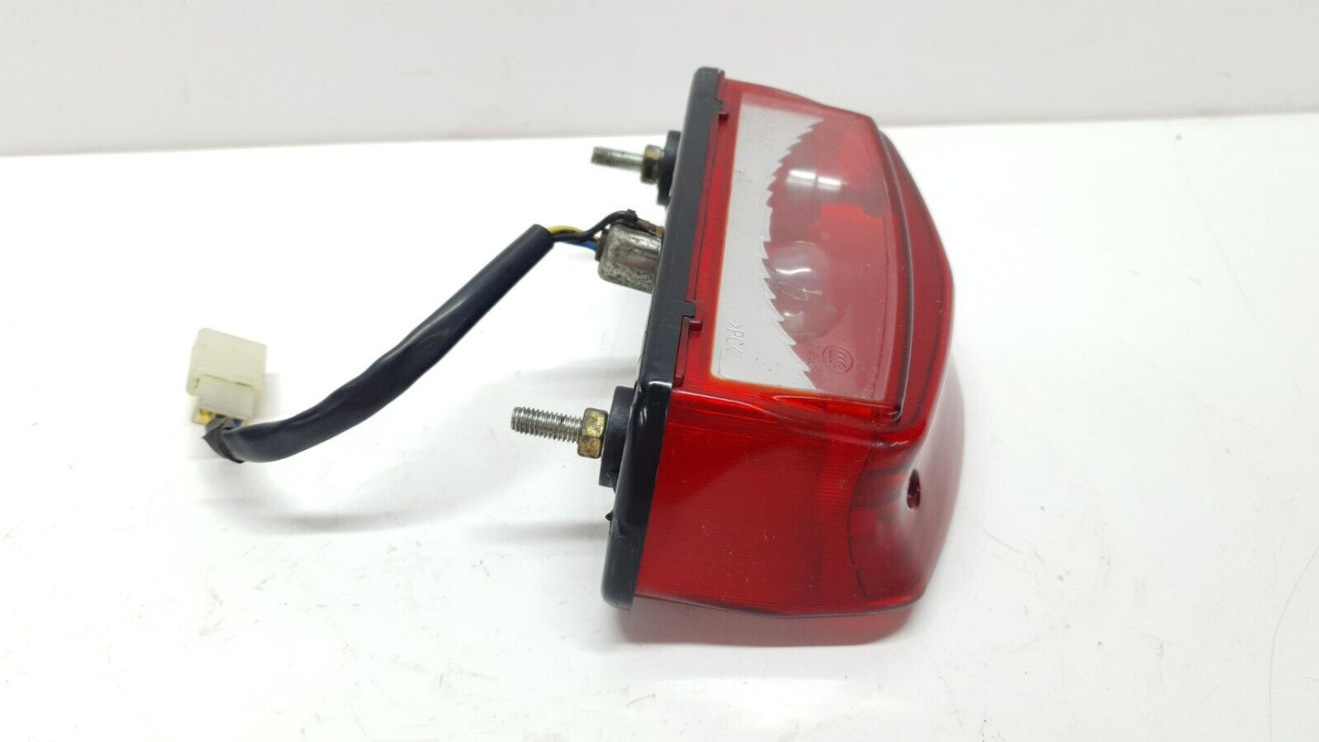 Feu arrière Yamaha YBR 125 2009 Réf : 3D9-H4700-00 Rear lamp