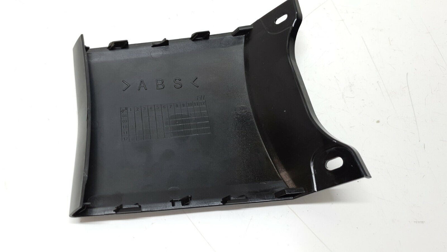 Cache / carénage arrière Yamaha YBR 125 2010 Réf : 18C-Y2475-00-P4 Rear cover