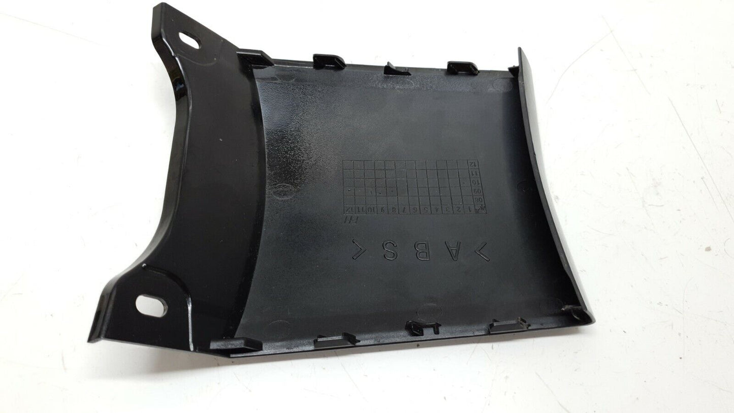 Cache / carénage arrière Yamaha YBR 125 2010 Réf : 18C-Y2475-00-P4 Rear cover