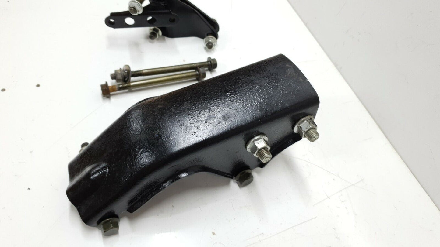 Supports moteur Yamaha YBR 125 2010 Réf : 5VL-F1316-01 Engine bracket