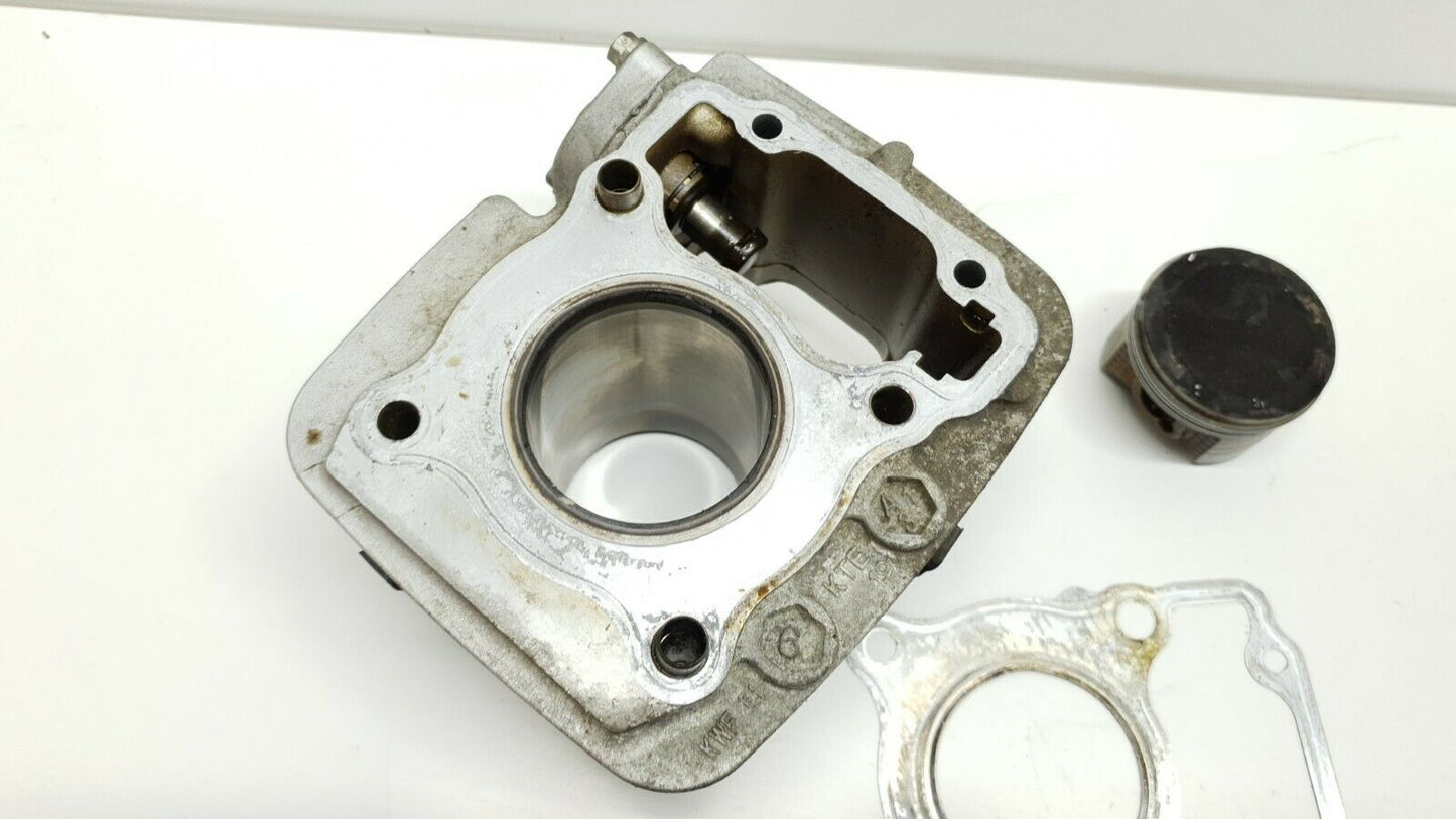 Cylindre & piston 52mm Honda CBF 125 2012 Réf : 12100-KWF-900 Cylinder