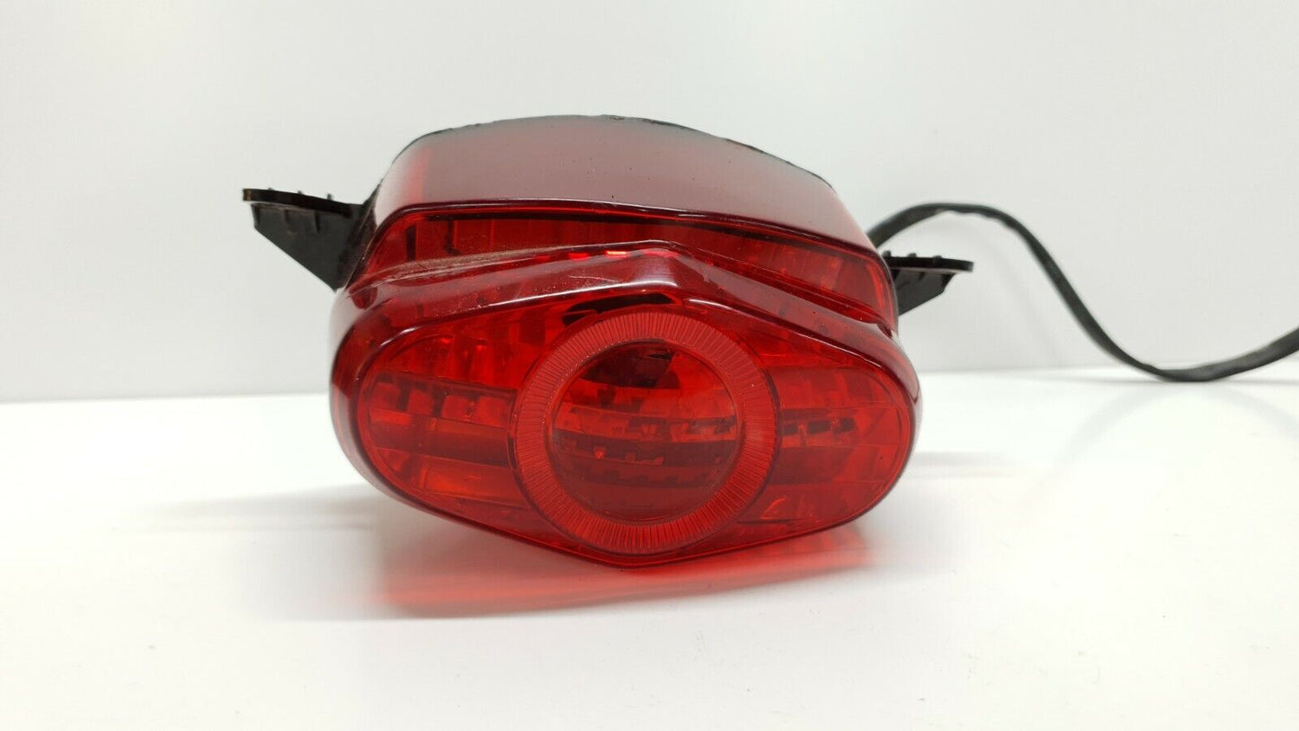 Feu arrière Honda CBF 125 2012 Réf : 33710-KWF-951 Rear light