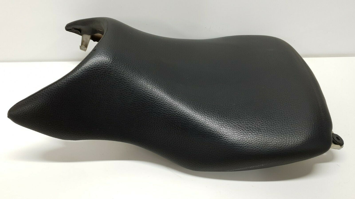 Selle conducteur Honda CBF 125 2012 Réf : 77100-KWFA-9000 Front seat