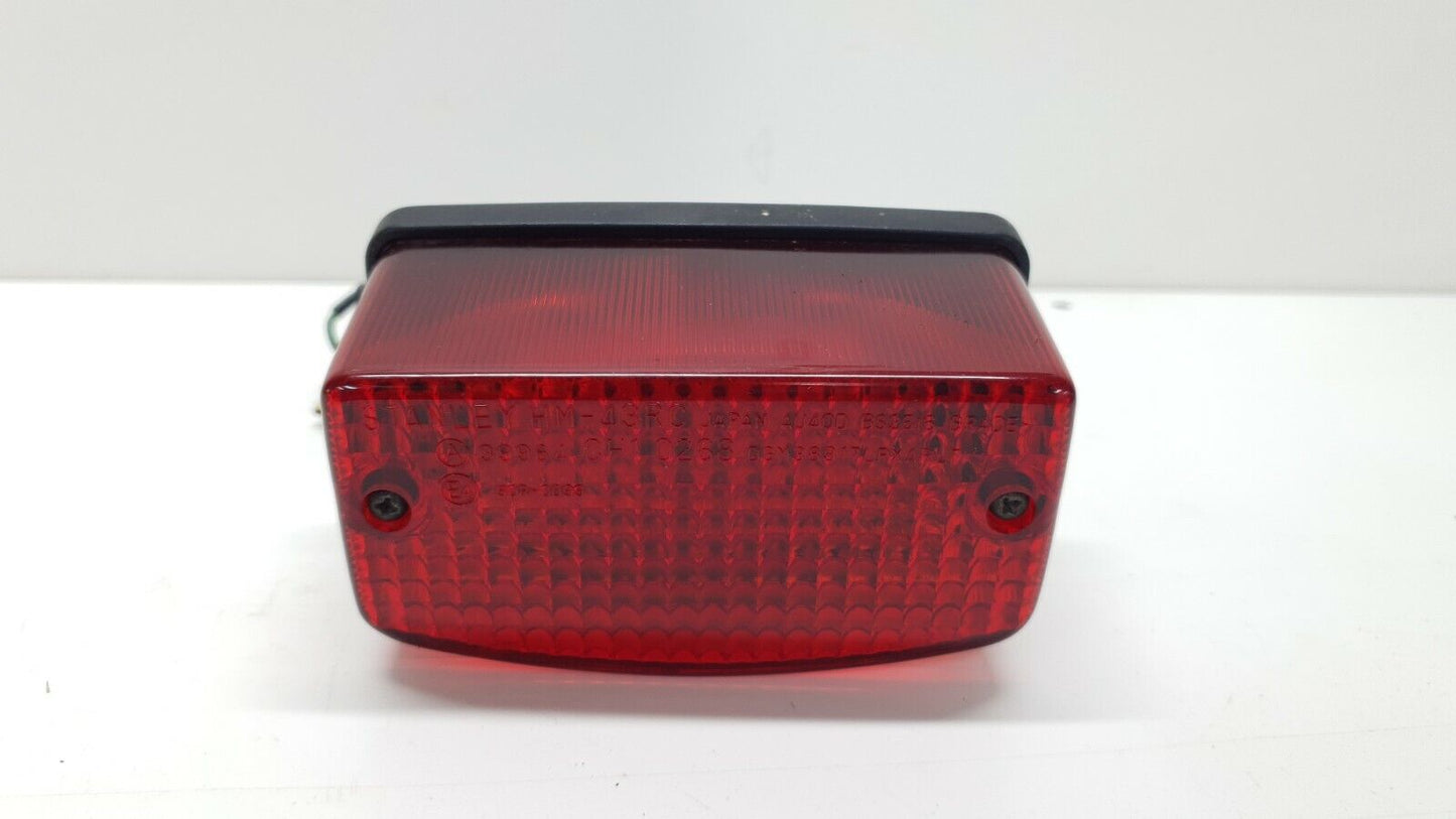 Feu arrière / phare arrière Honda CG 125 1998 Réf : 33701-KCH-601 Rear light