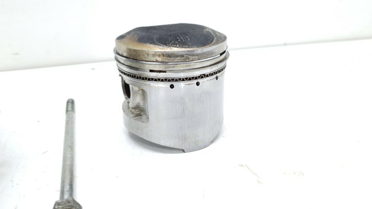 Cylindre & piston 57mm Honda 125 XLS 1980 Réf : 12100-383-030 Cylinder